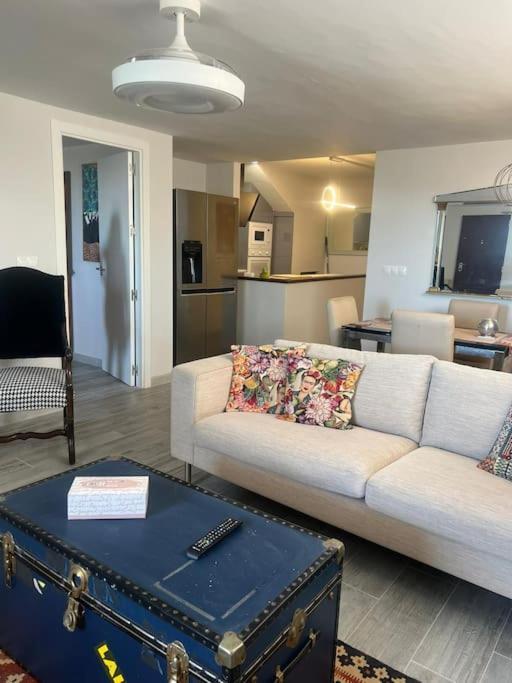 Palm Beach Apartment In La Duquesa Manilva Exterior photo